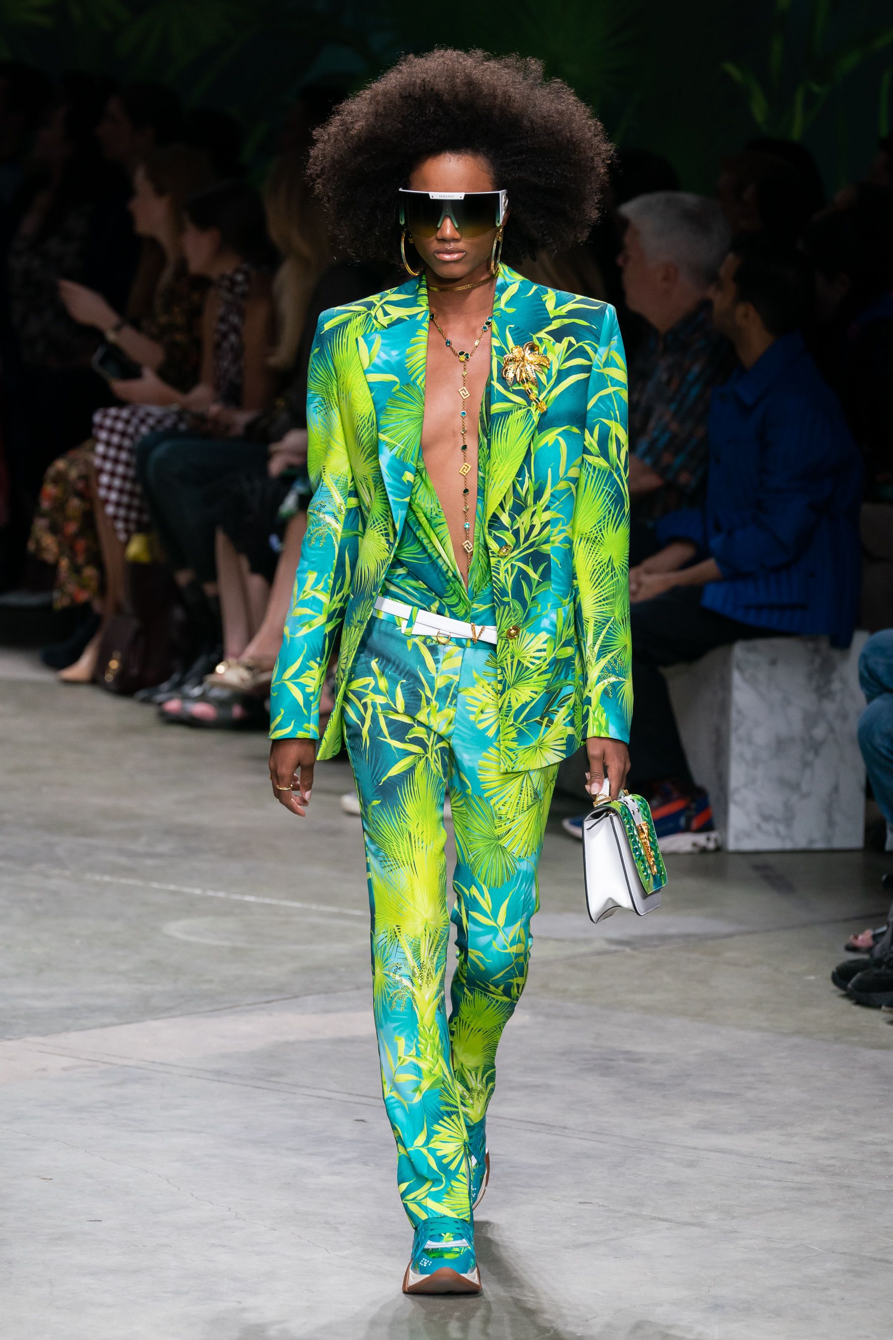 信頼 VERSACE」（ヴェルサーチェ）｜2020春夏コレクション 時計