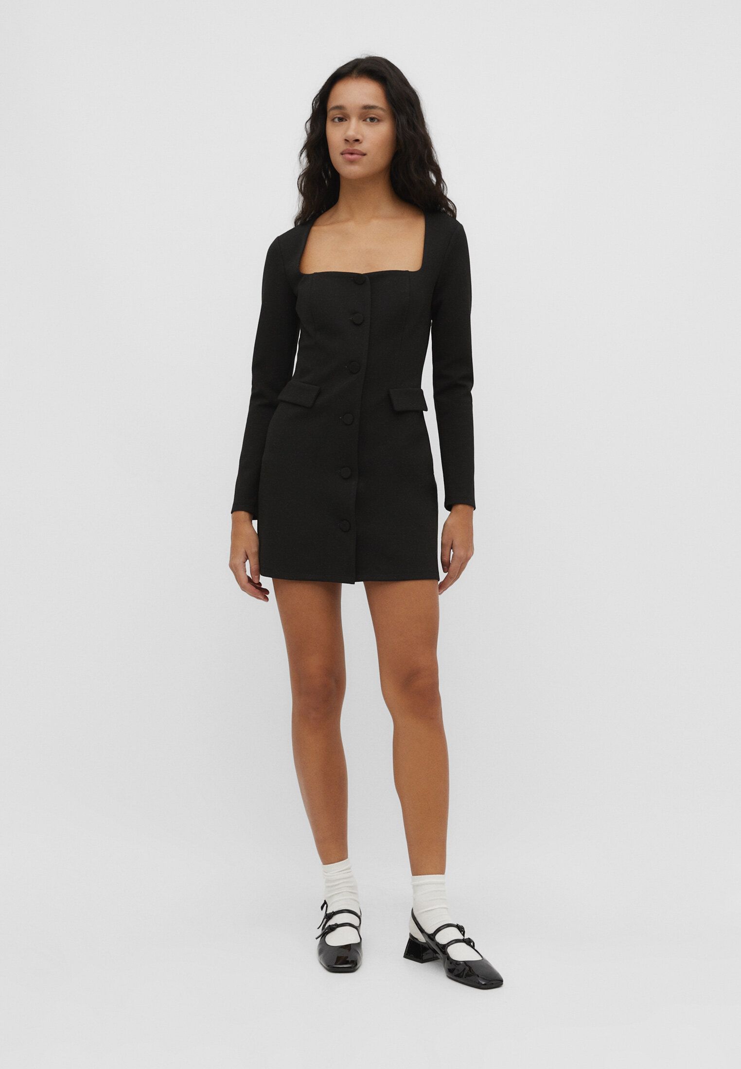 Vestido blazer negro discount stradivarius