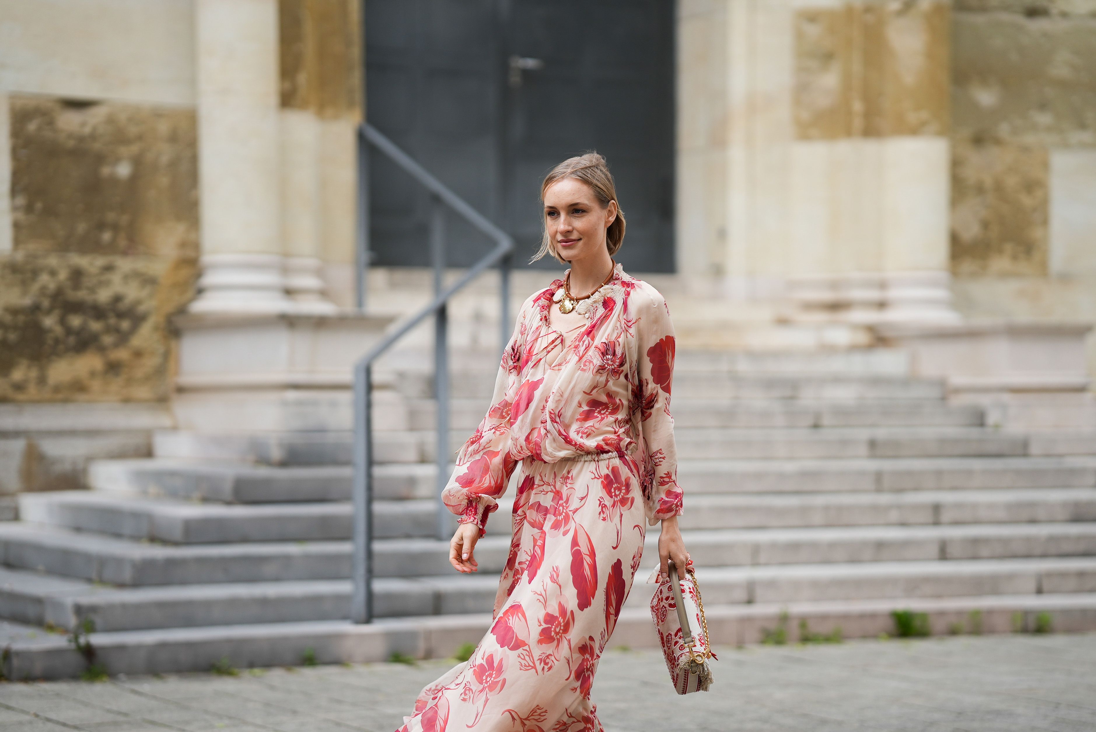 L'abito boho con stampa dalla vestibilità perfetta, dalla taglia XS alla XL