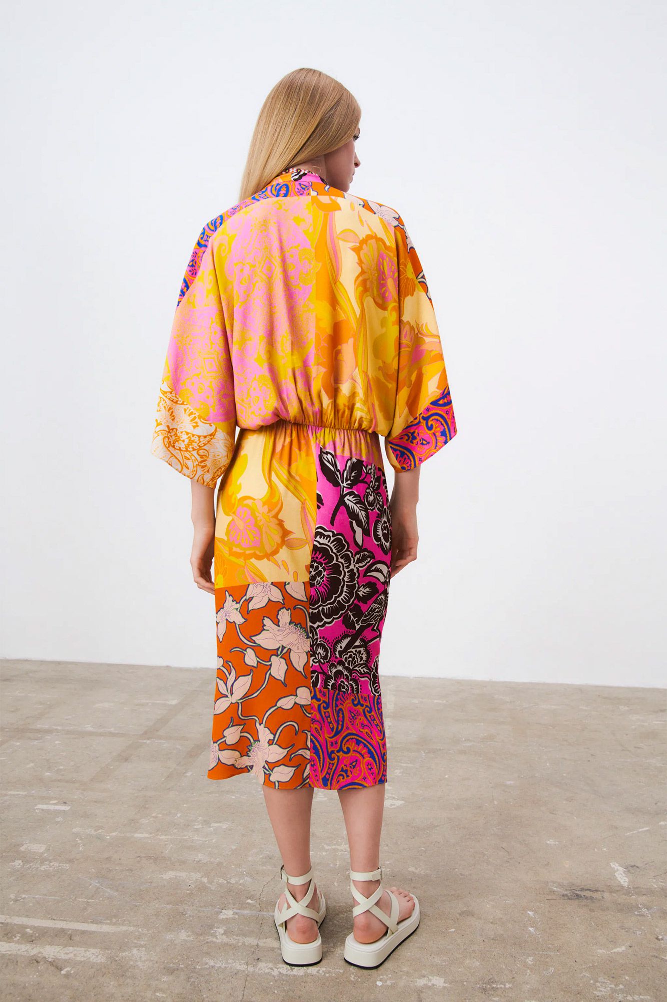 Queremos repongan ya este vestido kimono de Zara