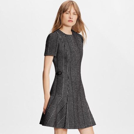 Louis Vuitton lanza una colección de vestidos junto a Fornasetti