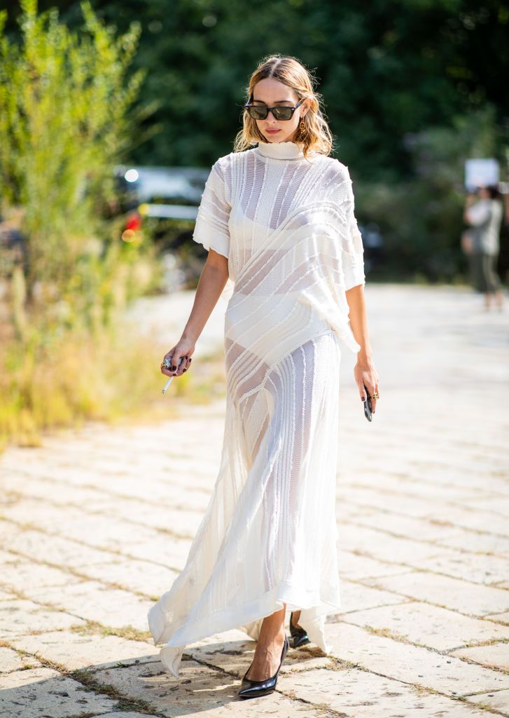 Vestidos transparentes en tendencia en la Semana de la moda de Nueva York