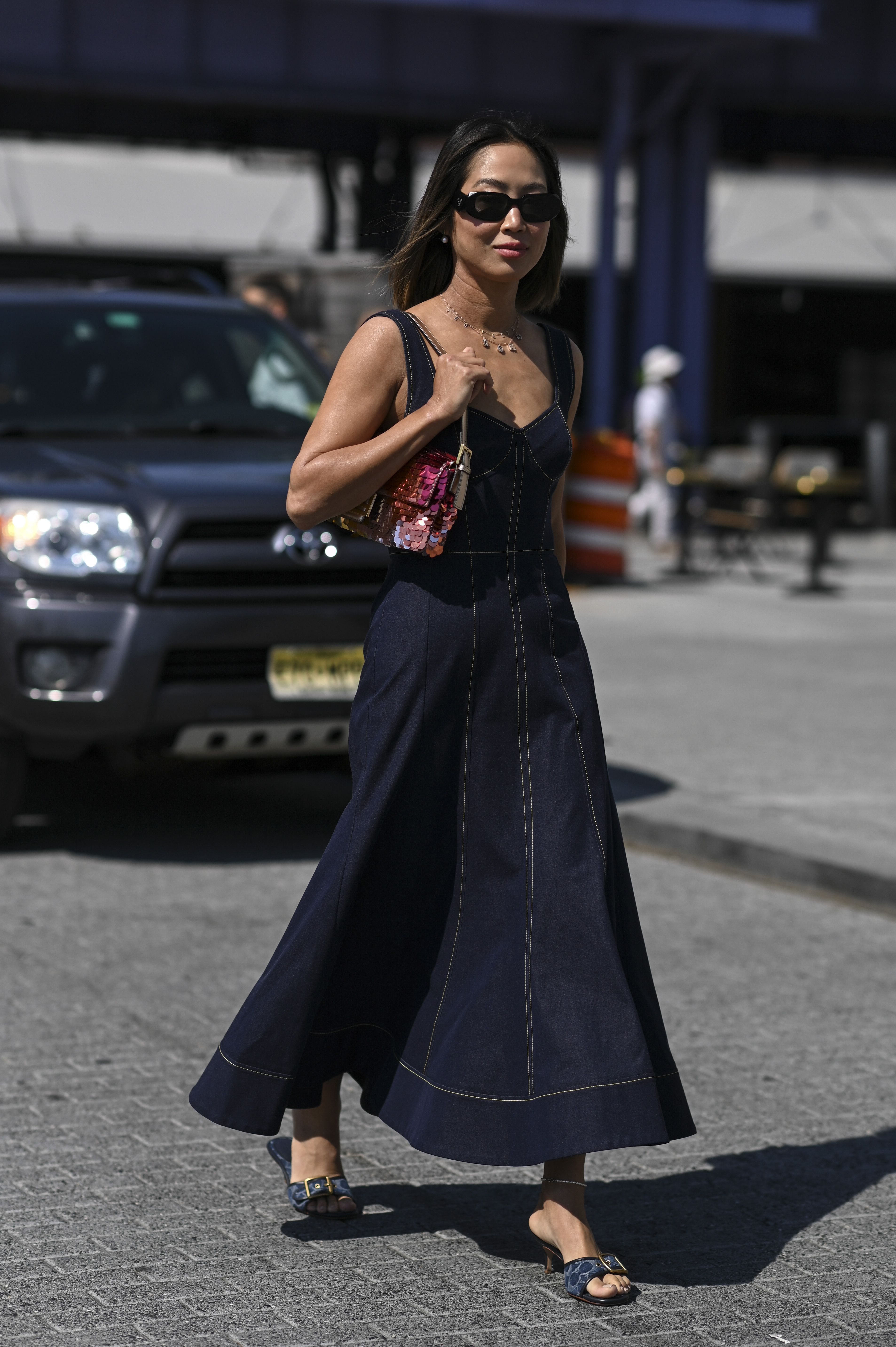 Vestido vaquero el favorito del streetstyle de Nueva York