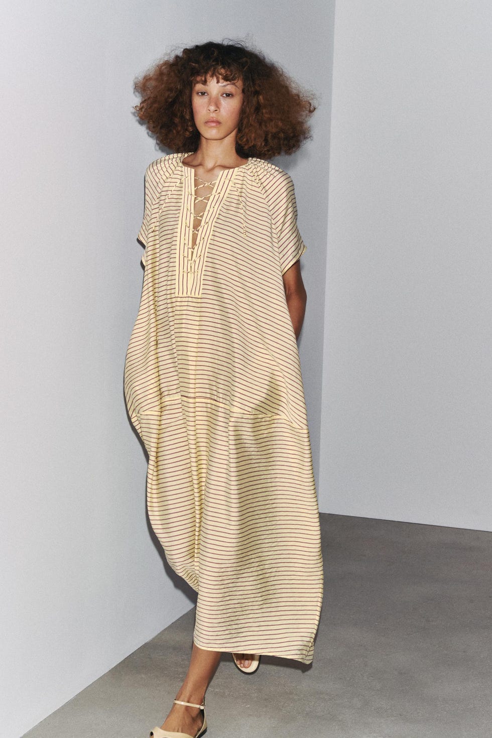 vestidos con manga corta de zara verano