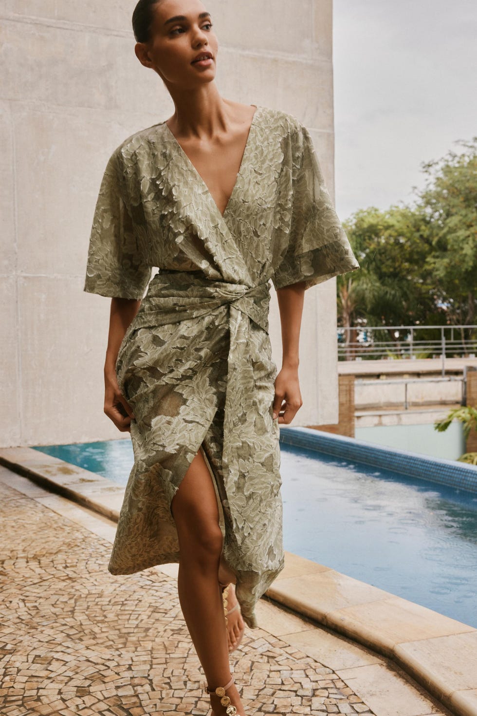 vestidos con manga corta de zara verano