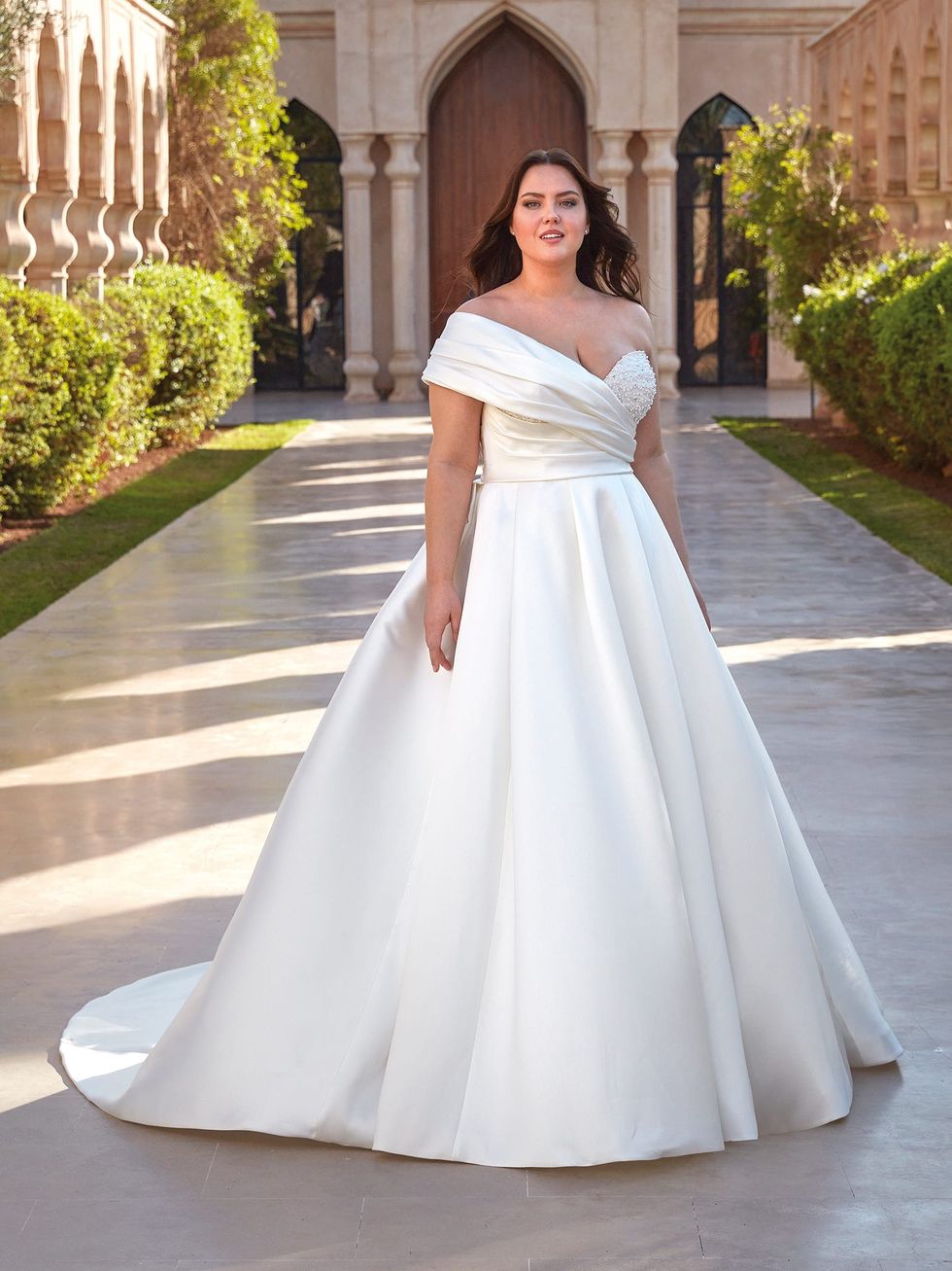 20 vestidos de novia de tallas grandes para una boda en 2024