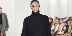 vestiti moda 2024 tendenze sfilate new york fashion week