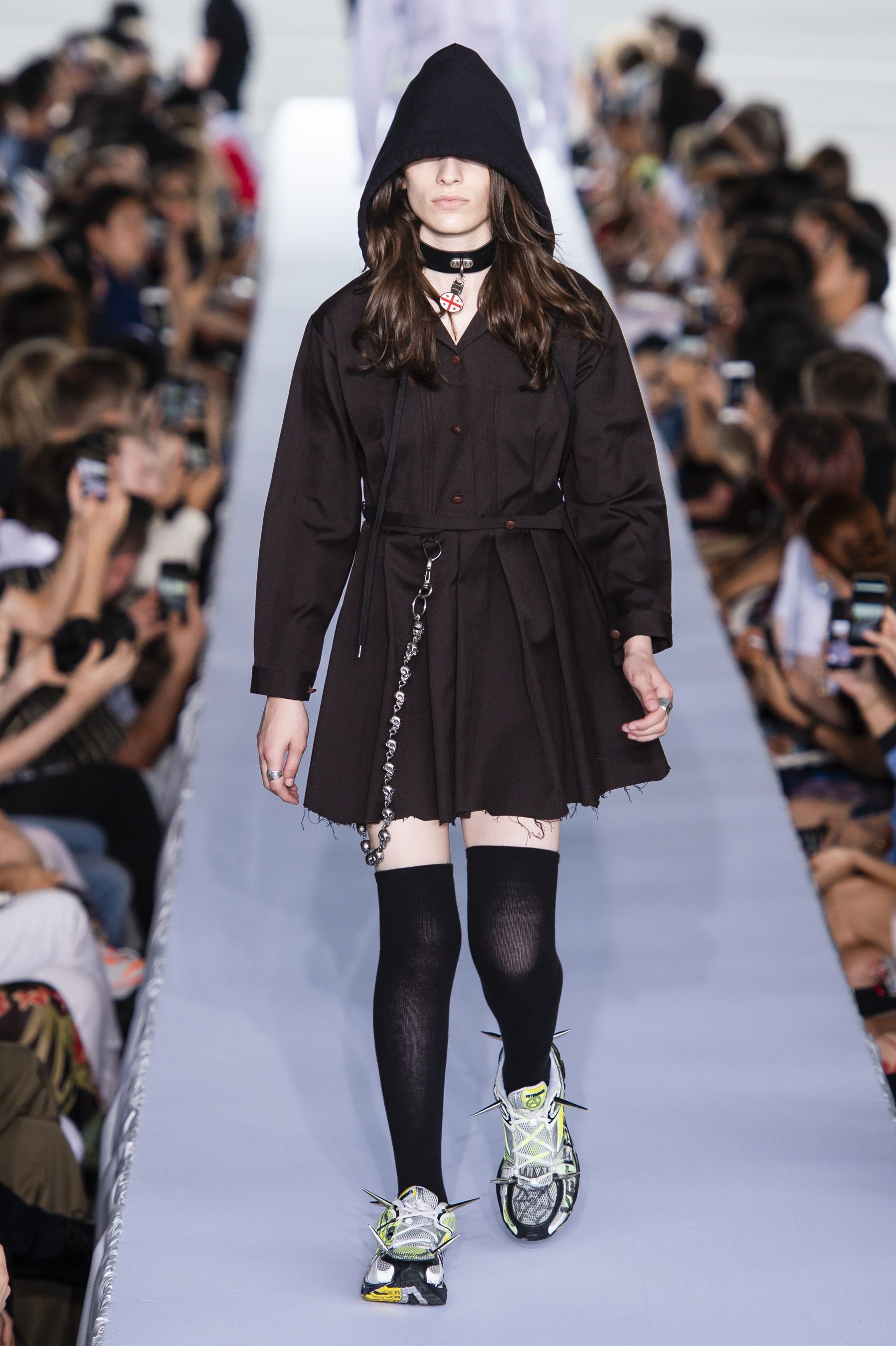 VETEMENTS（ヴェトモン）｜2019春夏NY、ロンドン、ミラノ、パリ