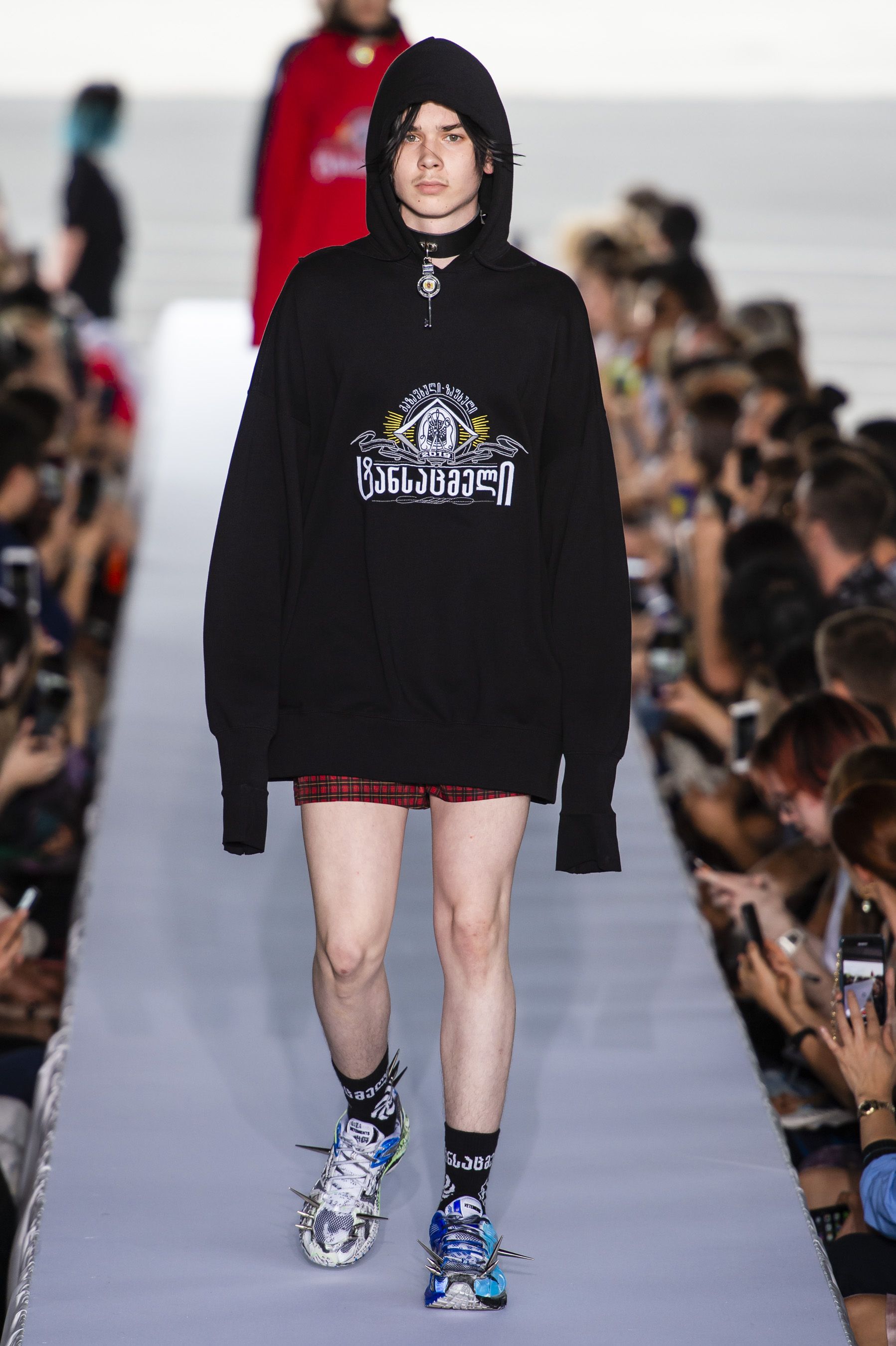 VETEMENTS ヴェトモン　写真集 VETEMENTS ヴェトモン Ecstasy Oversized Hoodie エクスタシー