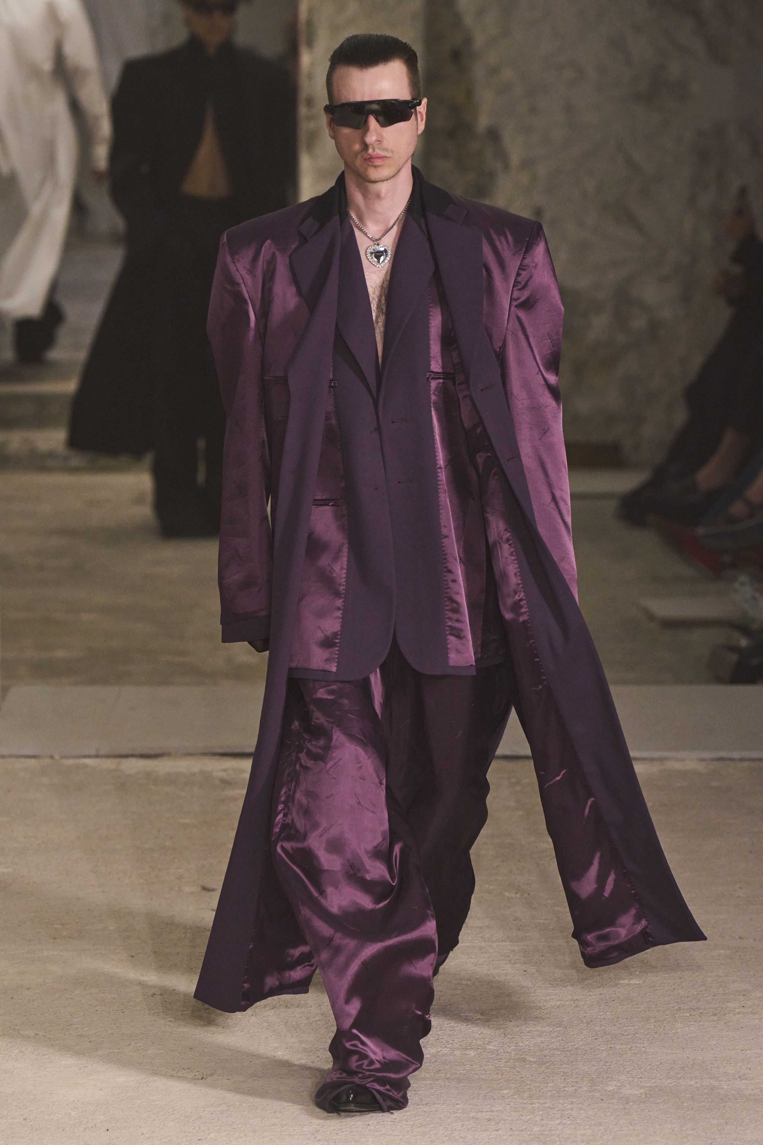 ヴェトモン(VETEMENTS)2023春夏コレクション | ファッション ヴェトモン(VETEMENTS)2023春夏コレクション | ファッション