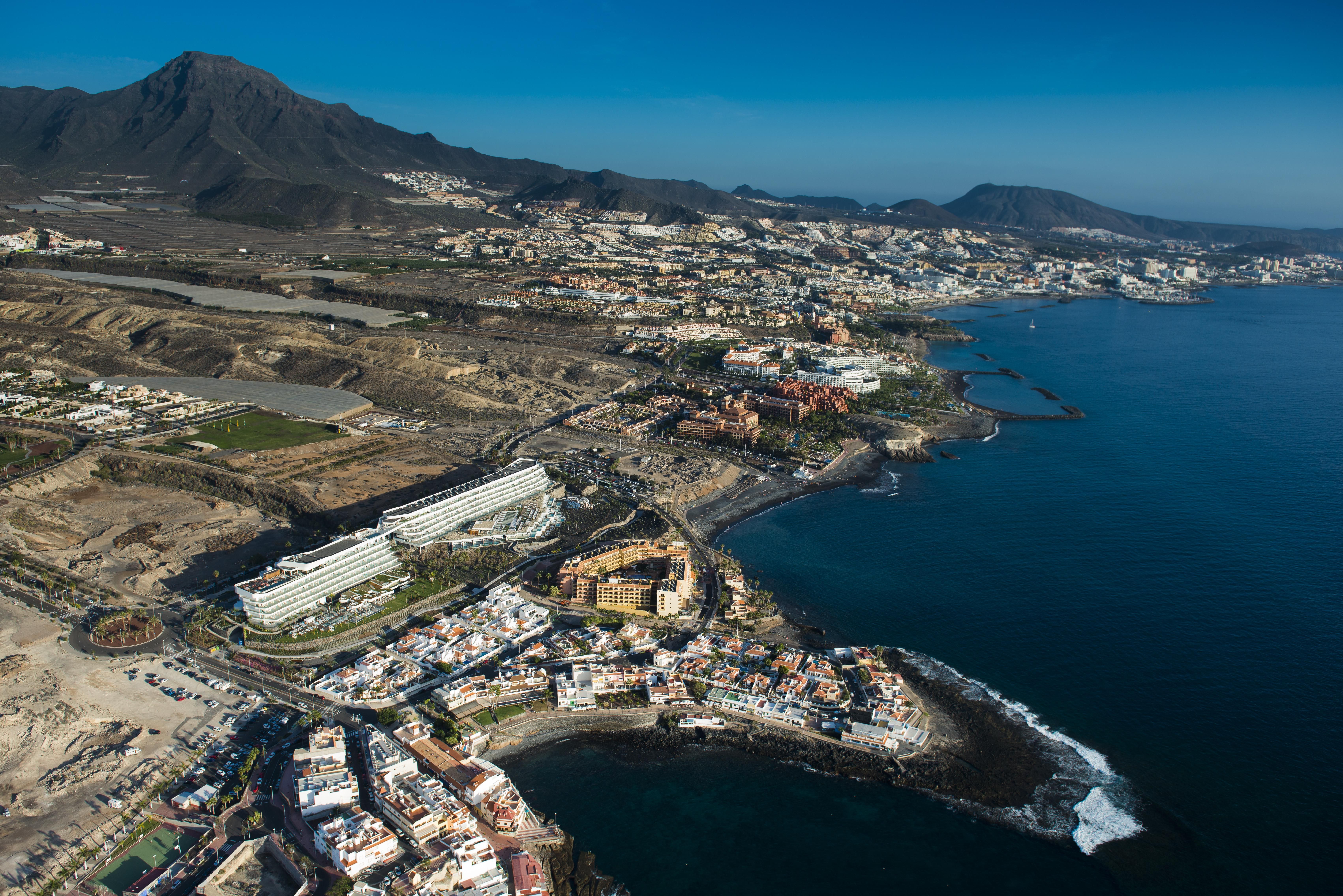 Escapada a Tenerife sur: La Caleta, el paraíso de relajación que no  esperabas encontrar en Canarias