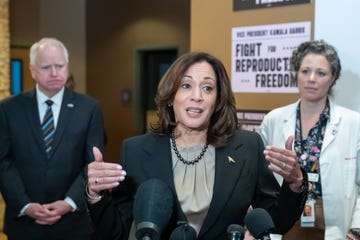 kamala harris tim walz