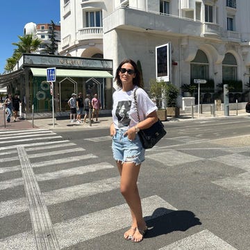 vicky martín berrocal con shorts a sus 50 años