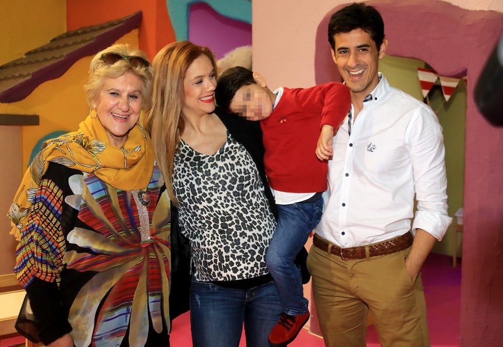 Beatriz Trapote, Beatriz Trapote embarazada, Carmen Bazan, Víctor Janeiro, Víctor Janeiro JR. , Tercer cumpleaños Víctor Janeiro JR.