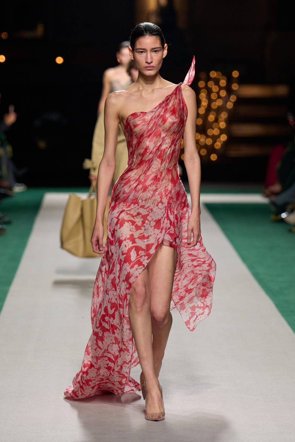 victoria beckham ss25