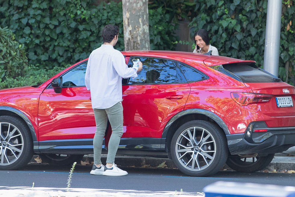 victoria federica celebra su 20 cumpleaños acompañada por su hermano froilán