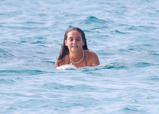 victoria federica disfruta de sus vacaciones en formentera