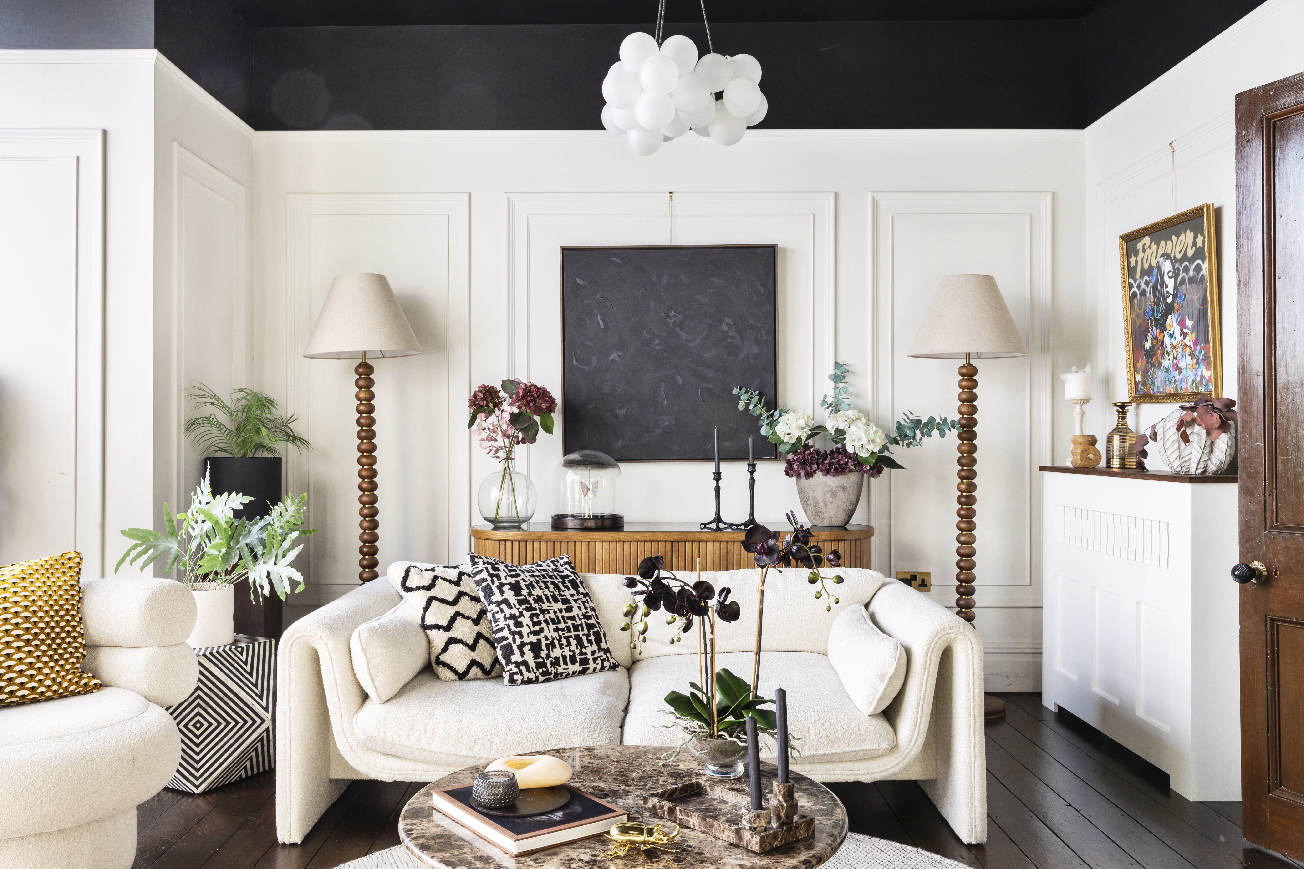 Modern decoration for living room hotsell