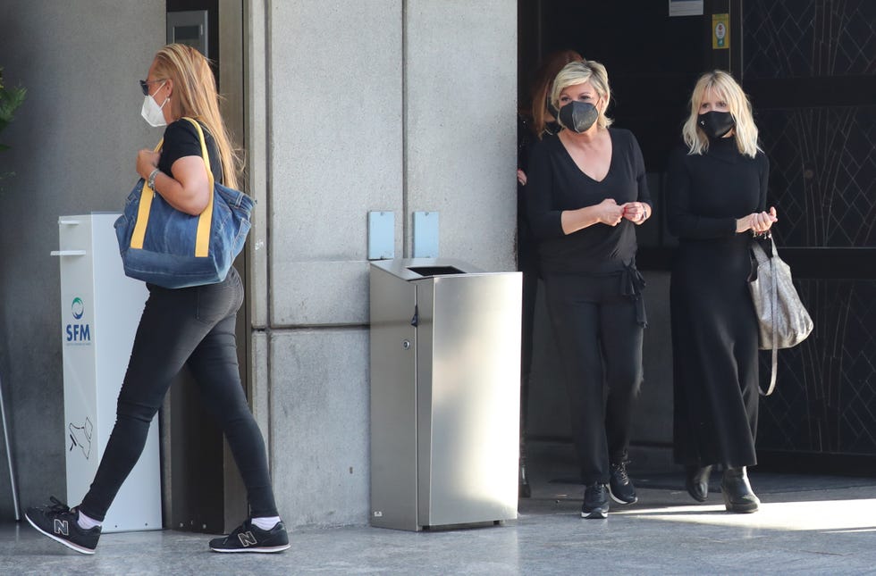 belen esteban , terelu campos y eugenia martinez de irujo durante el funeral de mila ximenez