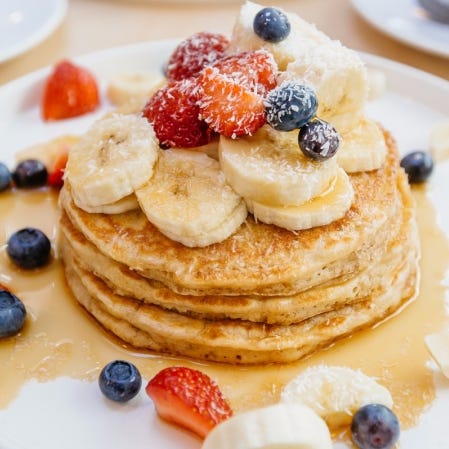 Vier heerlijke variaties op de bananenpannenkoek Vier Heerlijke Variaties Op De Bananenpannenkoek