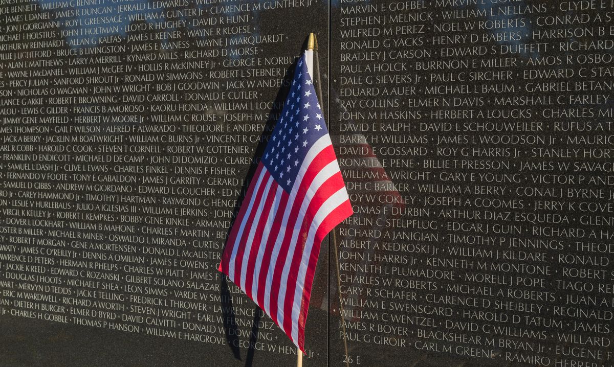 Vietnam Veterans Memorial Photo
