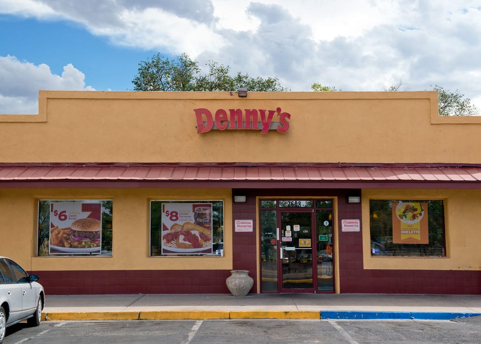 a look at 'breaking bad' locations through albuquerque