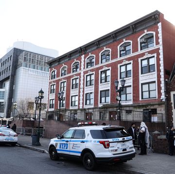 illegal tunnel discovered under historic brooklyn synagogue raises safety concerns