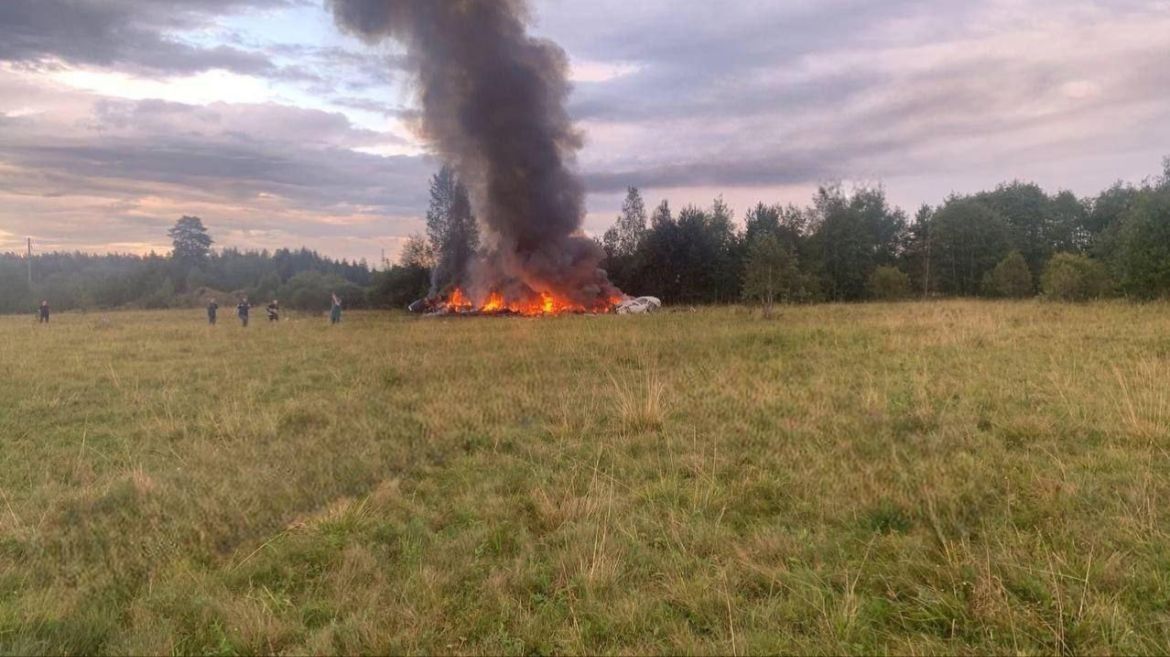 10 people die, including wagner head prigozhin, in private jet crash in russia's tver region