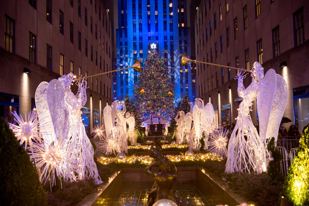 84th rockefeller center christmas tree lighting