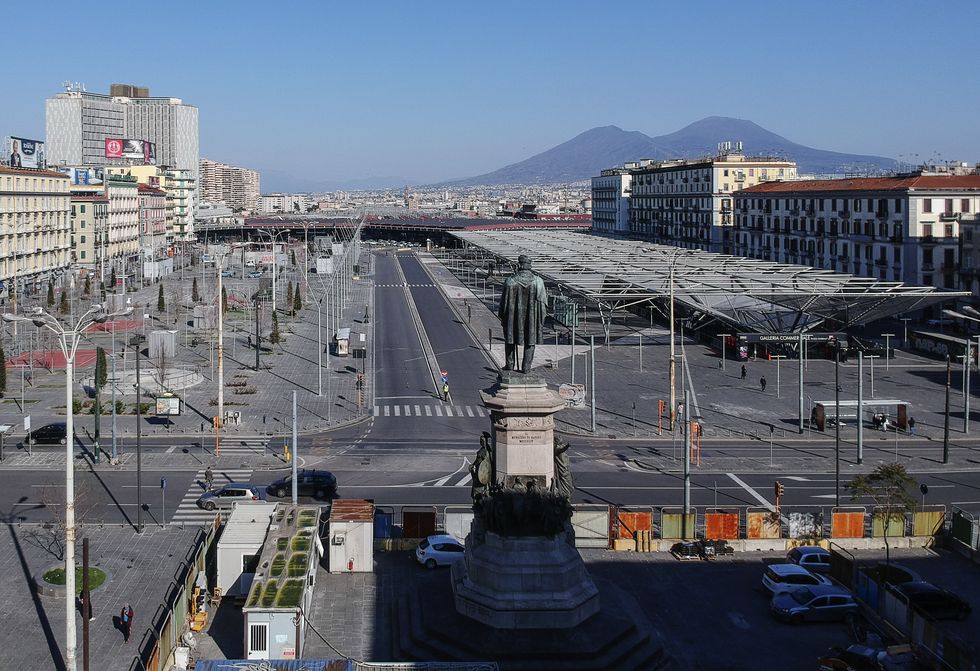 Garibaldi Square, Naples