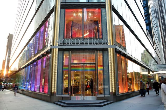 Louis Vuitton New York Saks Men's Store in New-York City, United