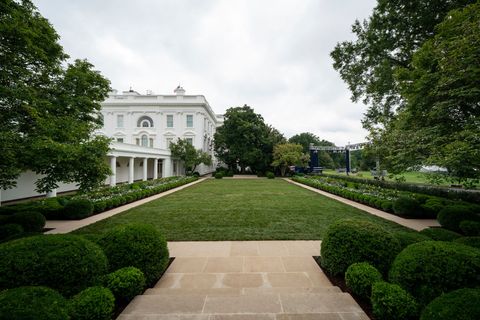 white house holds media preview of renewed rose garden