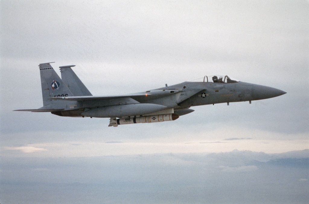 united states air force f 15 with anti satellite missile