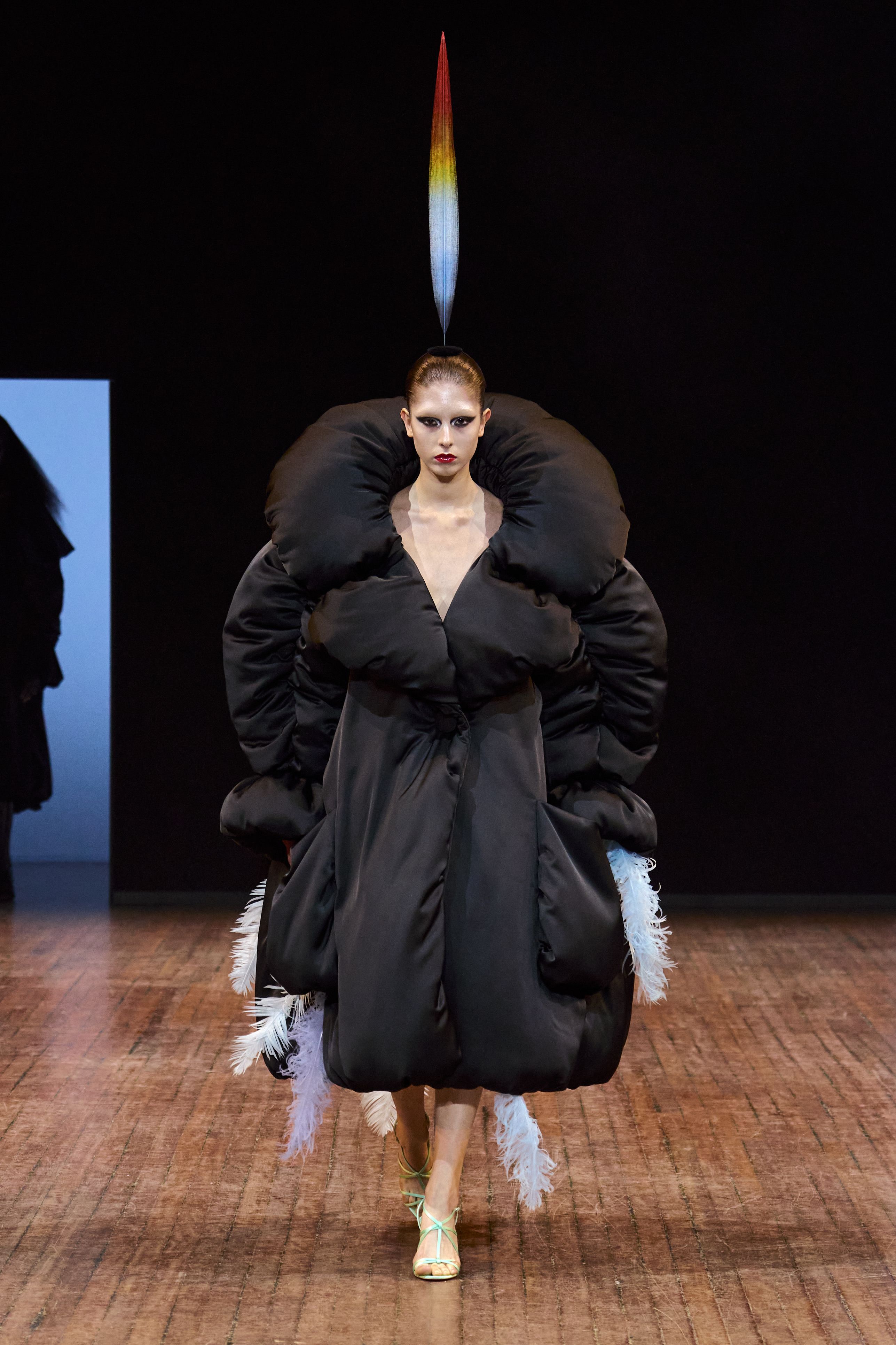 【新品】VIKTOR&ROLF　ヴィクターアンドロルフ　ロングスカート　高級　L ルック】「ヴィクター＆ロルフ」2023年春夏オートクチュール