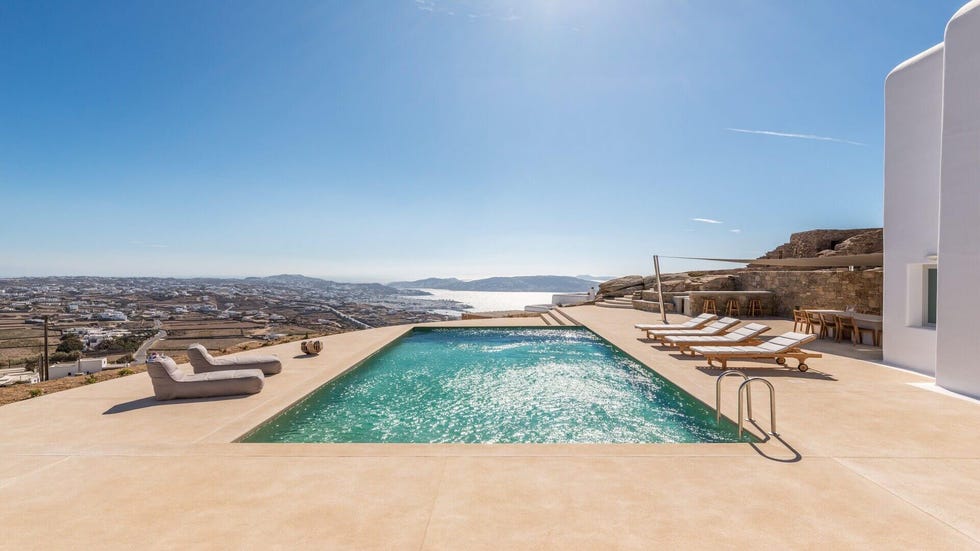 Una villa en Miconos que resume el verano una villa en miconos que resume el verano