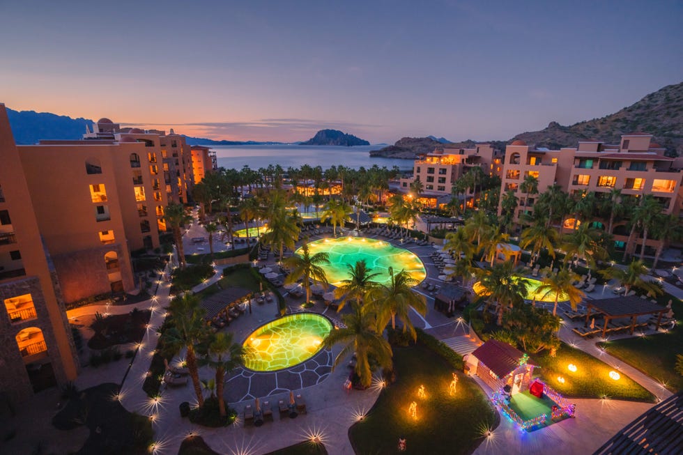 All-inclusive resort for teens — Villa del Palmar on the Loreto Islands in Danzante Bay All-inclusive resort for teens — Villa del Palmar on the Loreto Islands in Danzante Bay