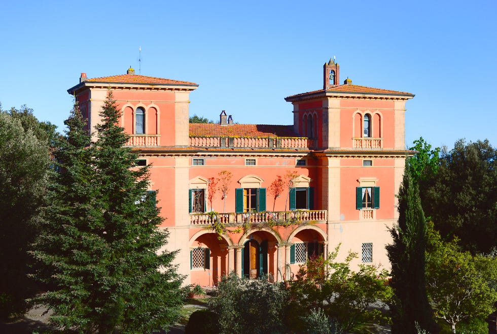 Join CL editor in Tuscany for a green retreat in an eco villa