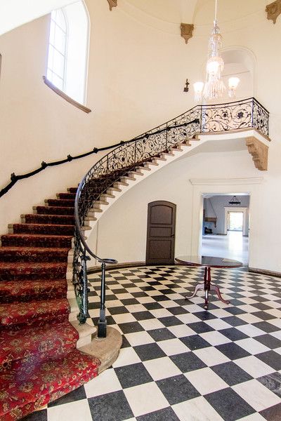 Stairs, Property, Tile, Floor, Room, Handrail, Building, Flooring, Wall, Interior design, 