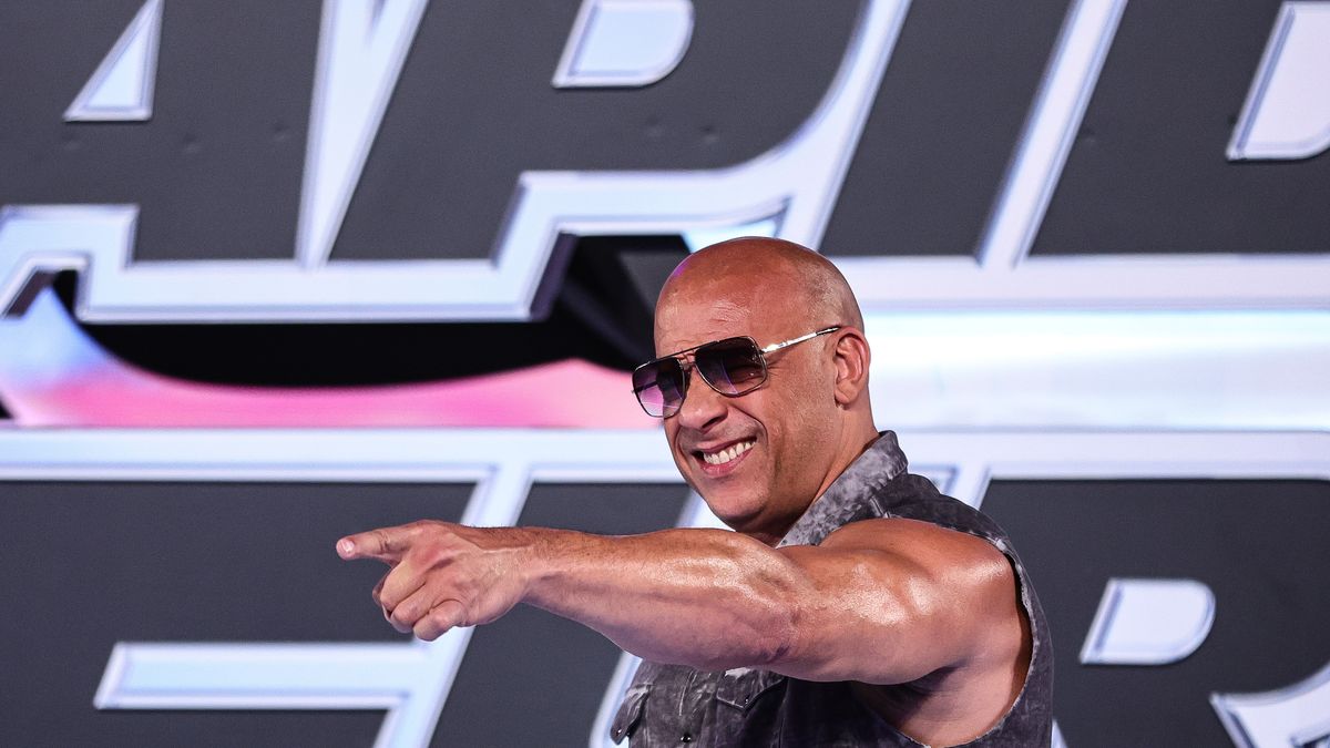 Este vídeo de Vin Diesel demuestra sus fuertes bíceps tras 'Fast X'