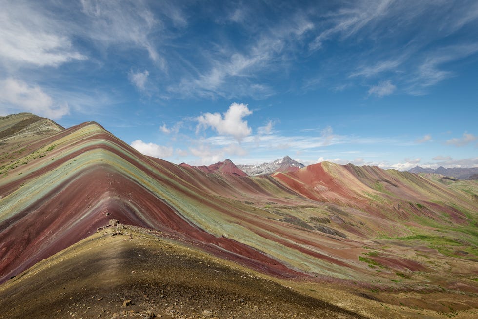 vinicunca rainbow mountain