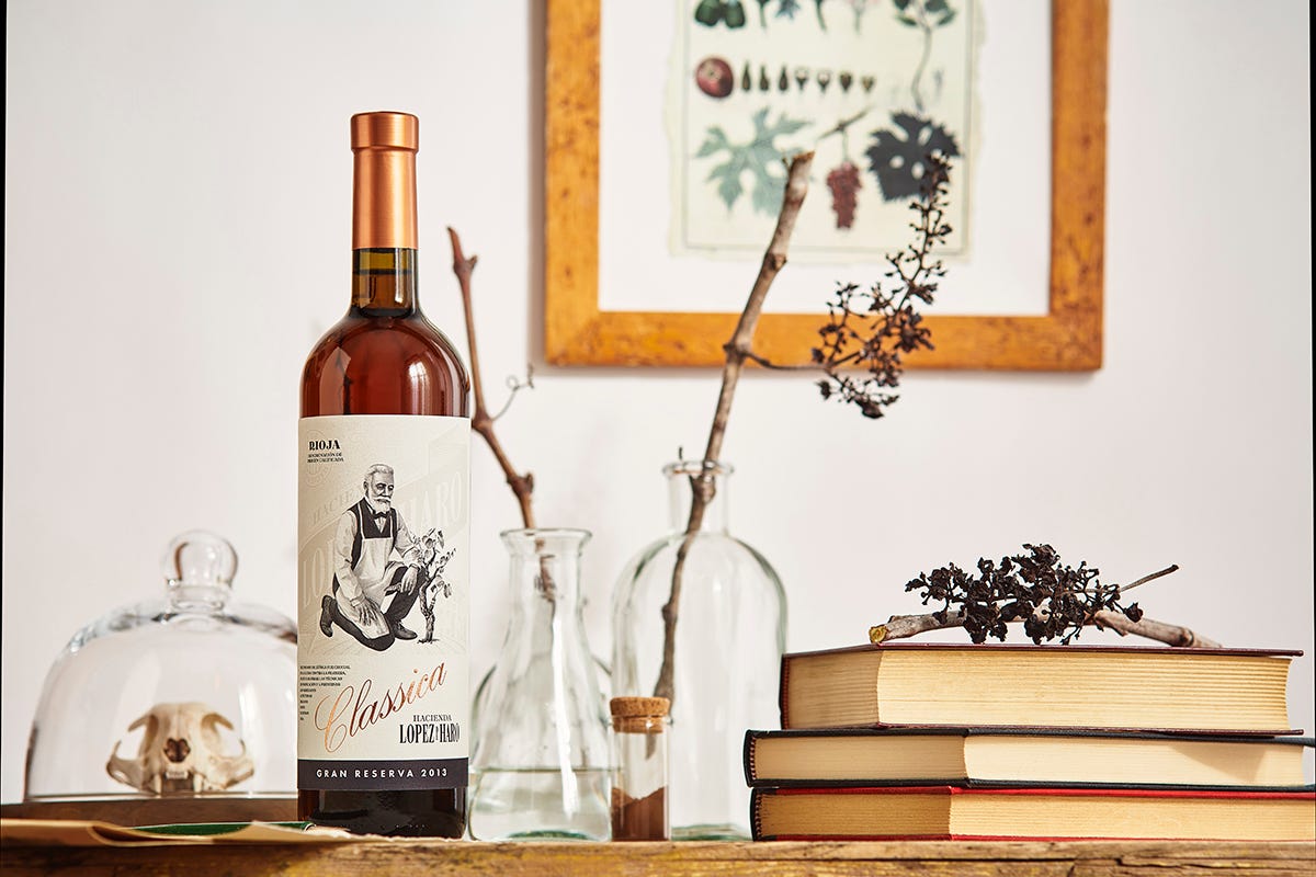 Este es el mejor vino rosado del año según el experto Tim Atkin, es de Rioja, huele a pomelo y es el único español en su categoría