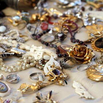 vintage necklaces and jewelry for sale in the antique shop