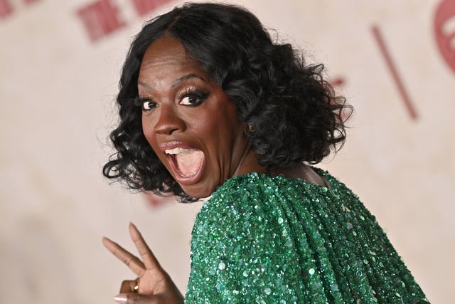 viola davis green cape