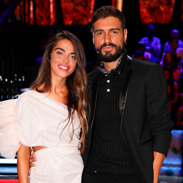 violeta mangriñán y fabio colloricchio en el plató de supervivientes en una foto de archivo