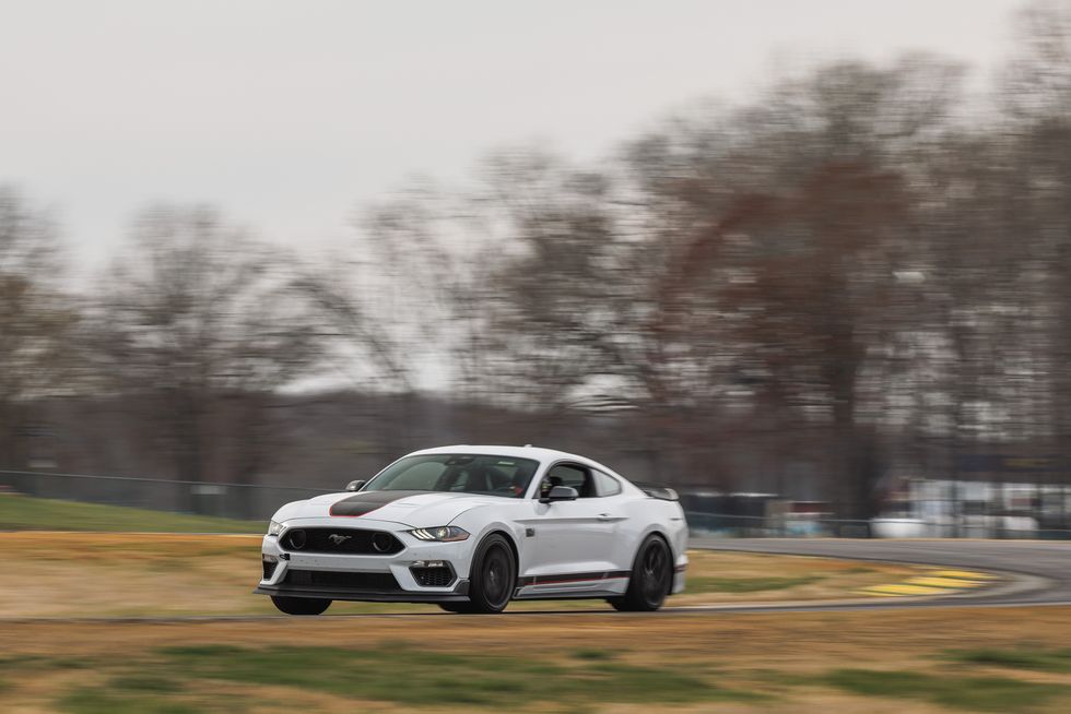 2021 ford mustang mach 1