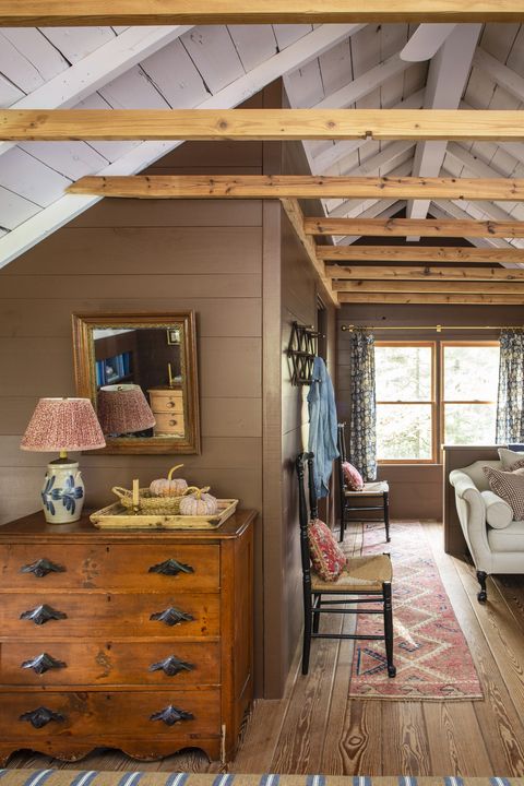 virginia mountain cottage bedroom