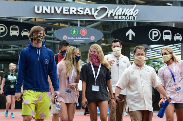 universal studios theme parks reopen following being closed due to covid 19