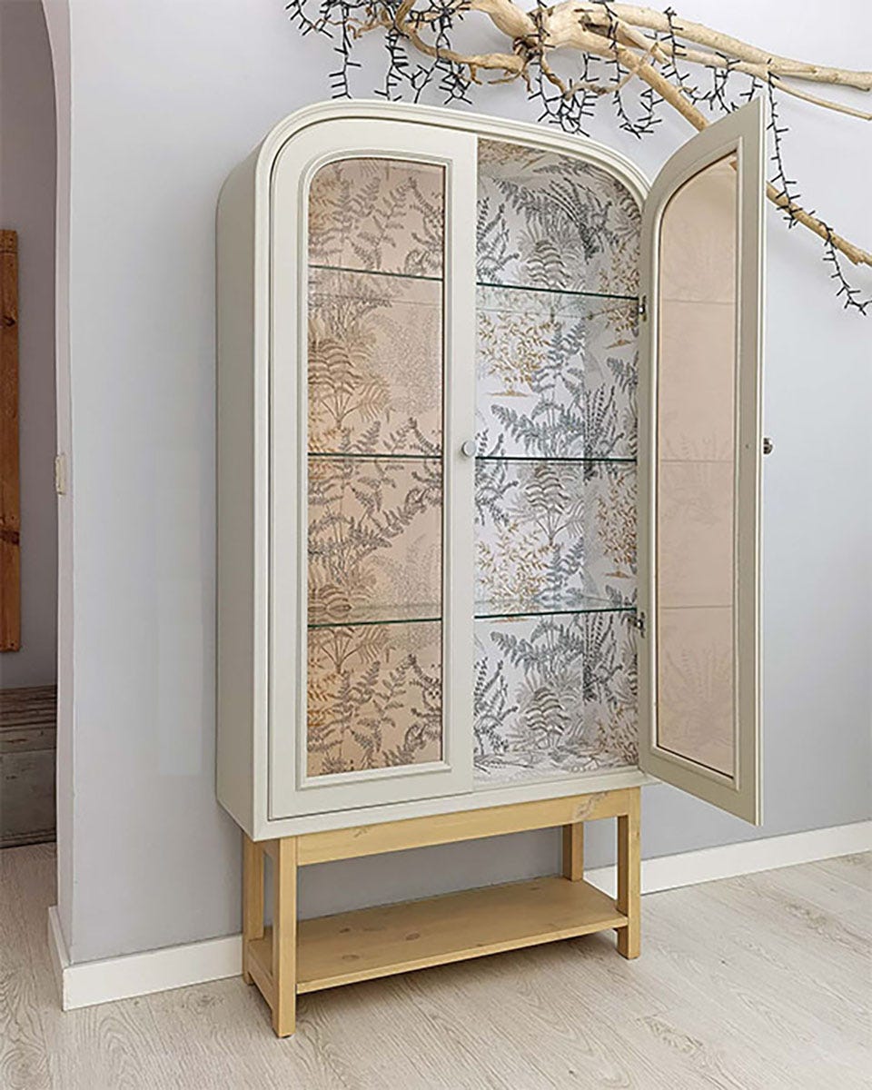 restaurar aparador abuela en mueble vitrina vintage en estilo art deco