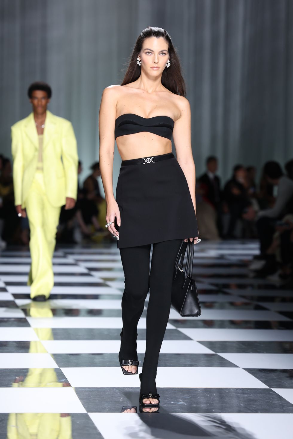 versace runway milan fashion week womenswear springsummer 2024