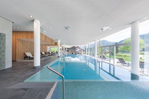 Swimming pool, Building, Property, Leisure centre, Real estate, Architecture, Ceiling, Leisure, Interior design, Room, 